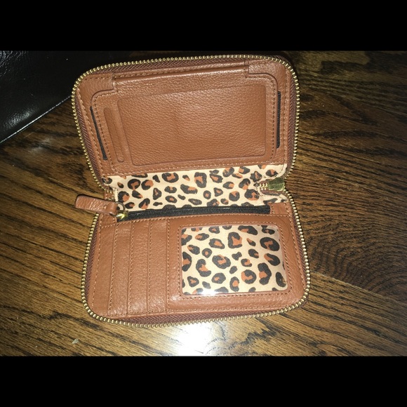 Juicy couture brown leather wristlet - Picture 2 of 2